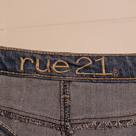 rue 21   Skirt Women's Distressed Denim Mini, Sz 11/12, Blue, American Flag - Picture 6 of 10